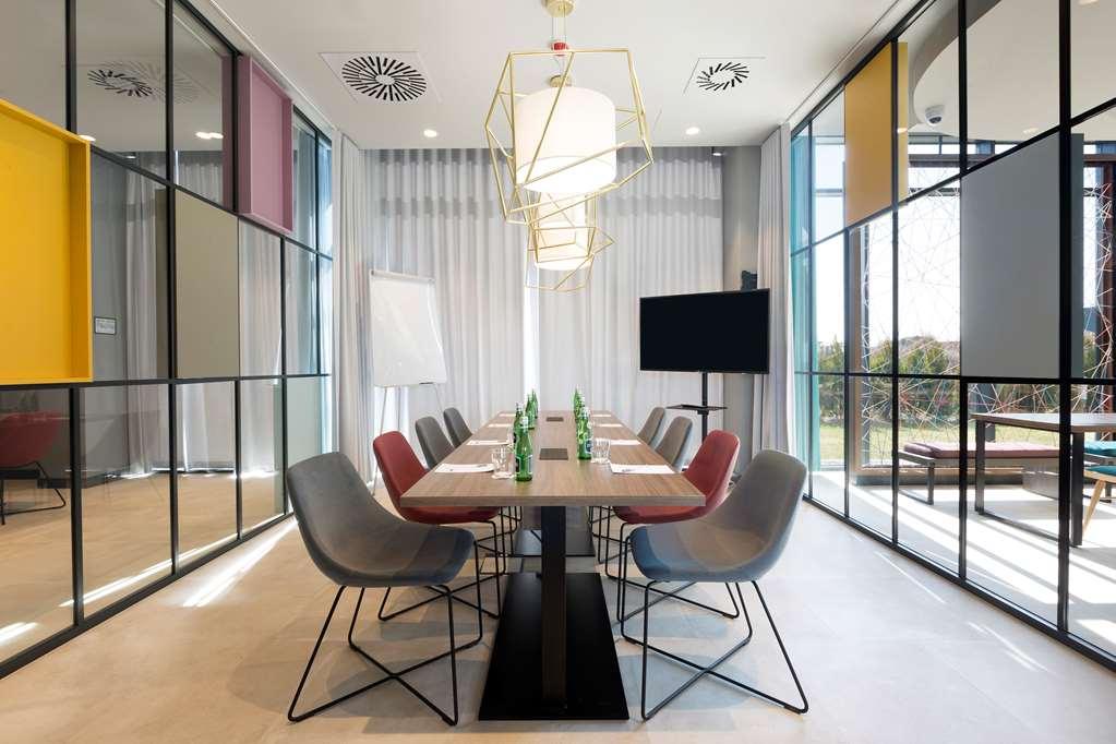 Hampton By Hilton Krakow Airport Hotel Balice Faciliteter billede